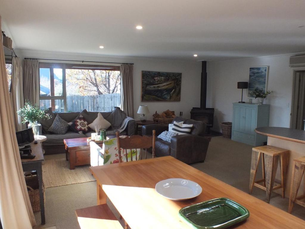 Wanaka Comfort - That Wanaka Tree Екстериор снимка